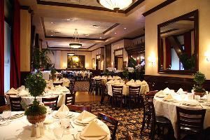 Maggiano's Little Italy - San Jose - San Jose, CA - Restaurant